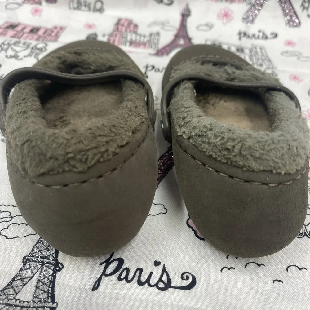 Crocs Fur Lined Mary Janes Sandals Shoes Girls Size 6 7 Toddler